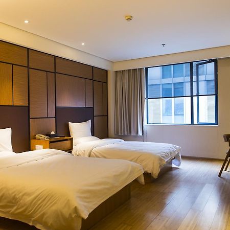 Ji Hotel Shanghai Hongqiao Airport Huqingping Highway エクステリア 写真