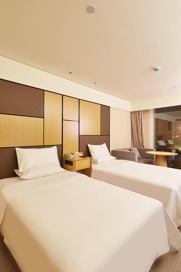 Ji Hotel Shanghai Hongqiao Airport Huqingping Highway エクステリア 写真