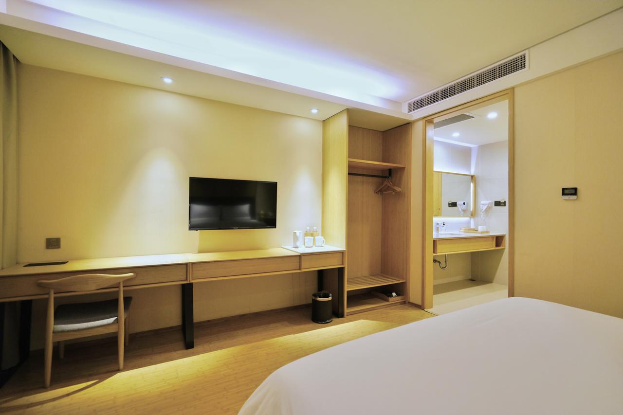 Ji Hotel Shanghai Hongqiao Airport Huqingping Highway エクステリア 写真