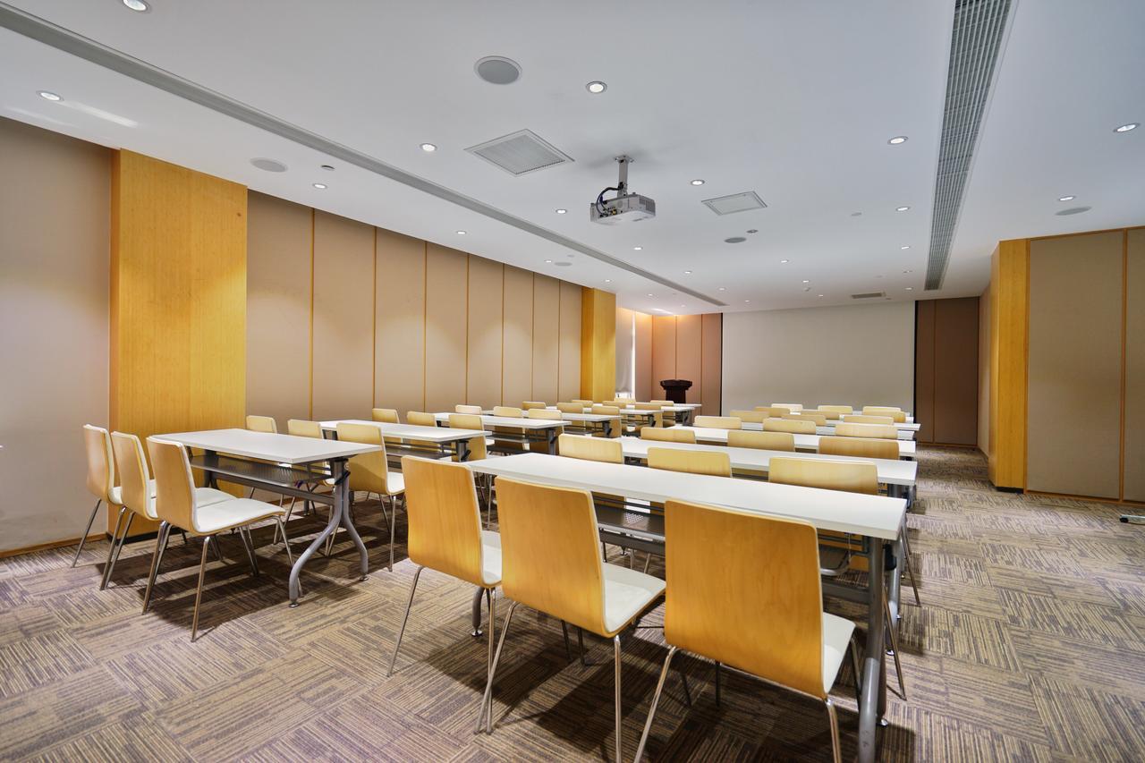 Ji Hotel Shanghai Hongqiao Airport Huqingping Highway エクステリア 写真